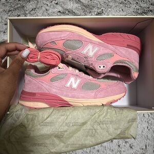 Joe Freshgoods x 993 Made in USA 'Performance Art - Powder Pink'